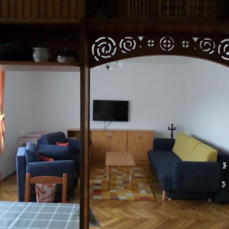 Apartament Szabadido Vendeghaz Révfülöp Zewnętrze zdjęcie
