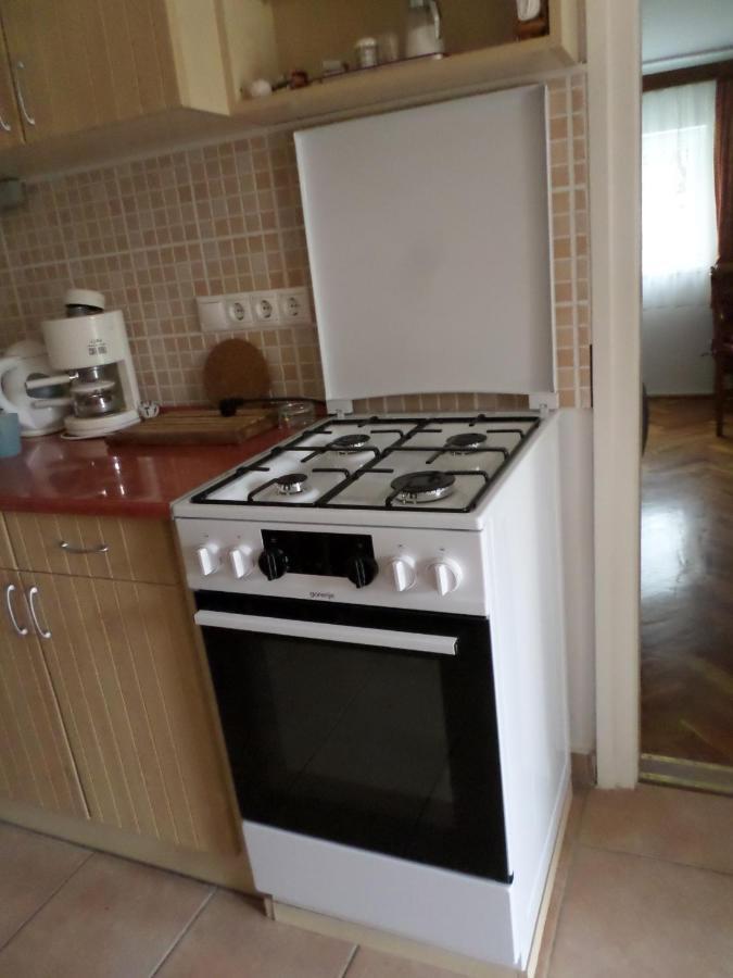 Apartament Szabadido Vendeghaz Révfülöp Zewnętrze zdjęcie