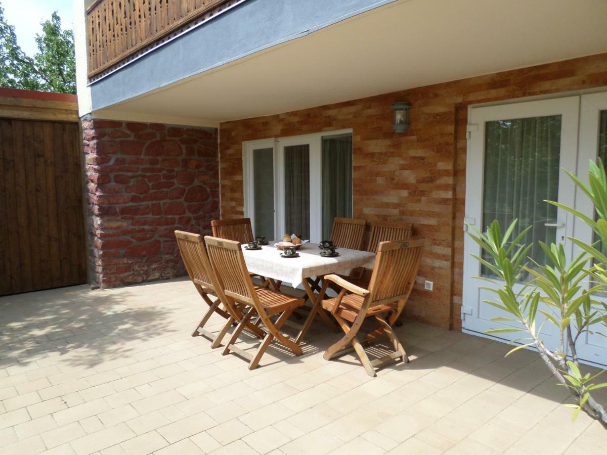 Apartament Szabadido Vendeghaz Révfülöp Zewnętrze zdjęcie